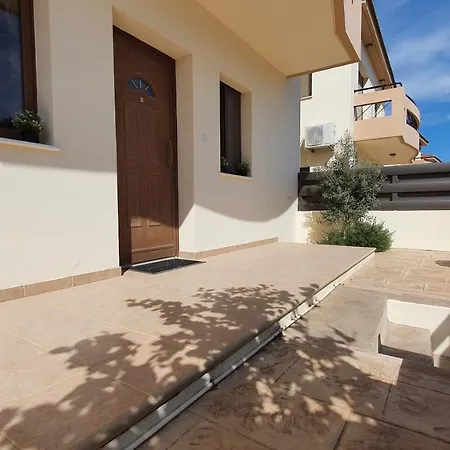 Dafni 8 Villa *